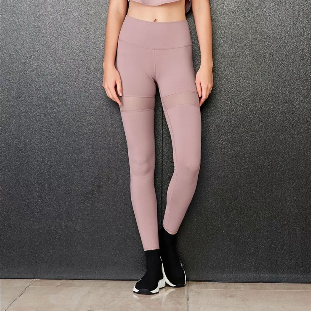 Alo yoga high waisted leggings, small; NEW